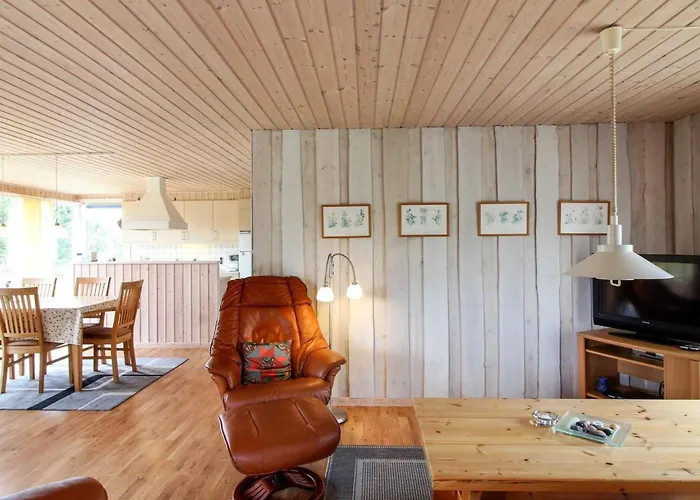 Holiday home Juste - 2-2km From The Sea By Interhome Blavand